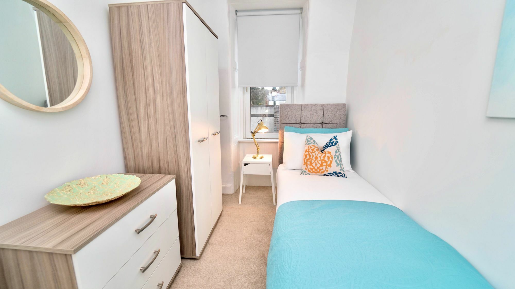 Snug - Tur Sealladh Apartment เฮเลนส์บะระ ภายนอก รูปภาพ
