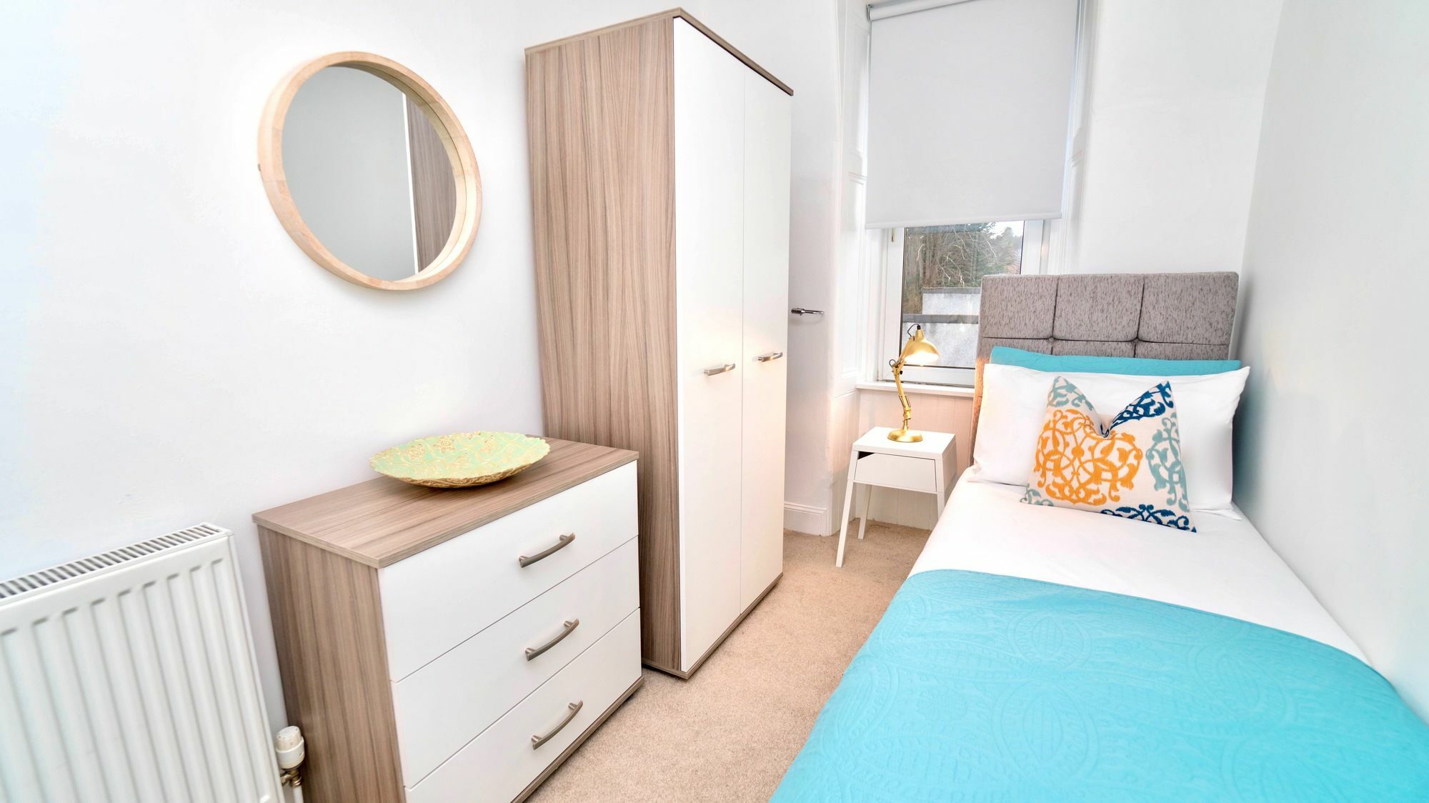 Snug - Tur Sealladh Apartment เฮเลนส์บะระ ภายนอก รูปภาพ
